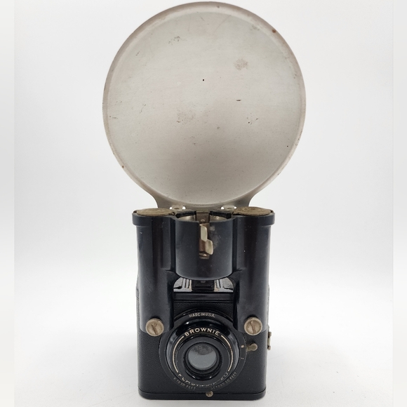 Kodak Other - Vintage Kodak Brownie Flash Six-20 Untested